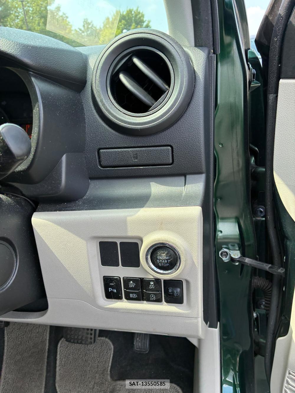 Toyota PASSO 2019-12 8451395-16