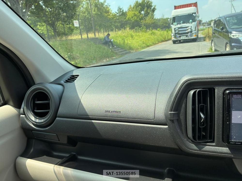 Toyota PASSO 2019-12 8451395-18