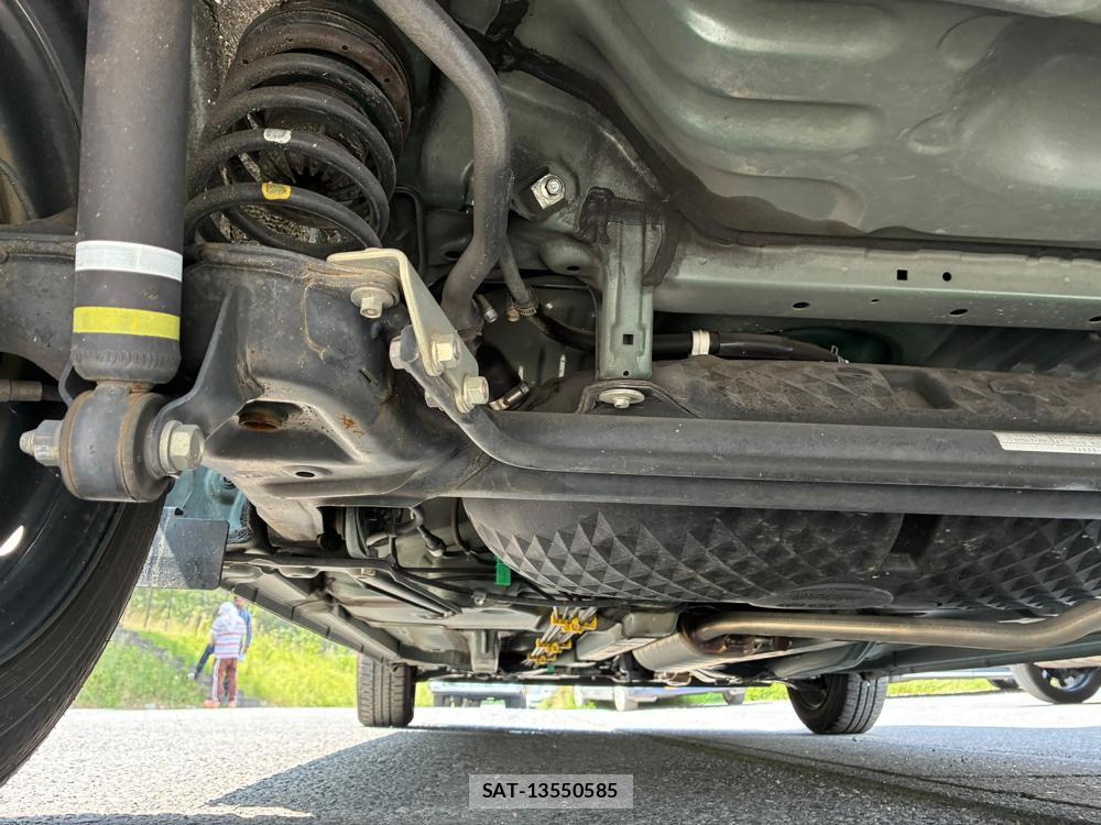 Toyota PASSO 2019-12 8451395-36