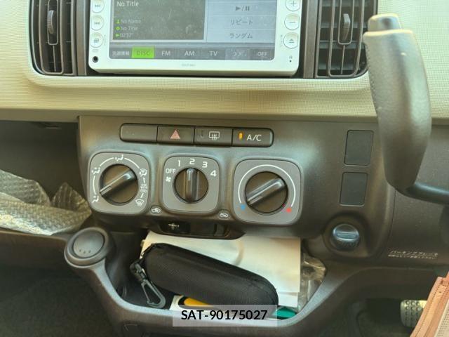 Toyota PASSO 2012-02 8563152-19