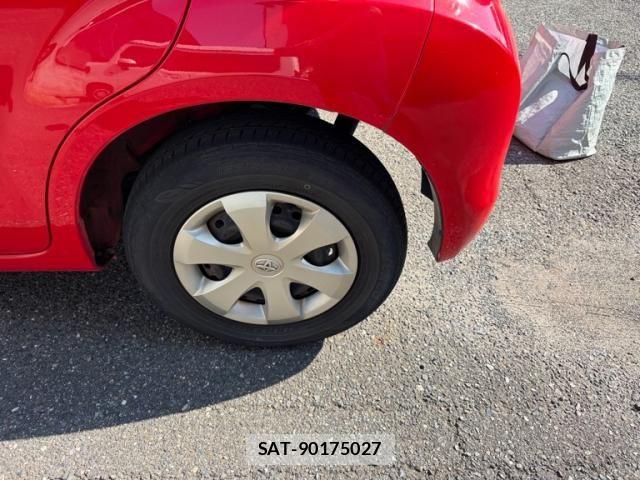 Toyota PASSO 2012-02 8563152-3