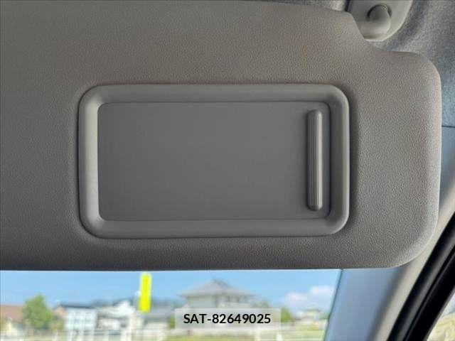Toyota PASSO 2017-06 8563147-28