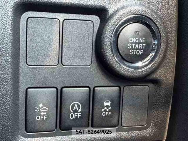 Toyota PASSO 2017-06 8563147-4