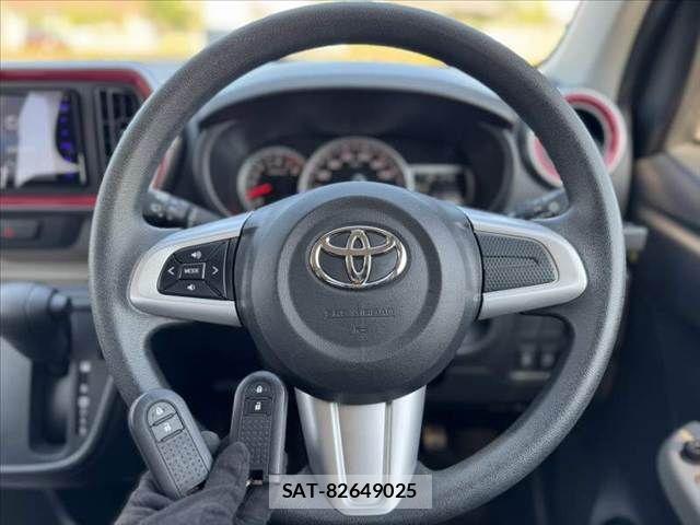 Toyota PASSO 2017-06 8563147-5