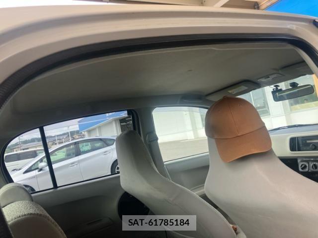 Toyota PASSO 2011-11 8563153-15