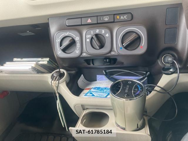 Toyota PASSO 2011-11 8563153-20