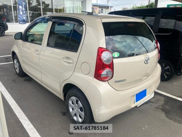 Toyota PASSO 2011-11 8563153-3
