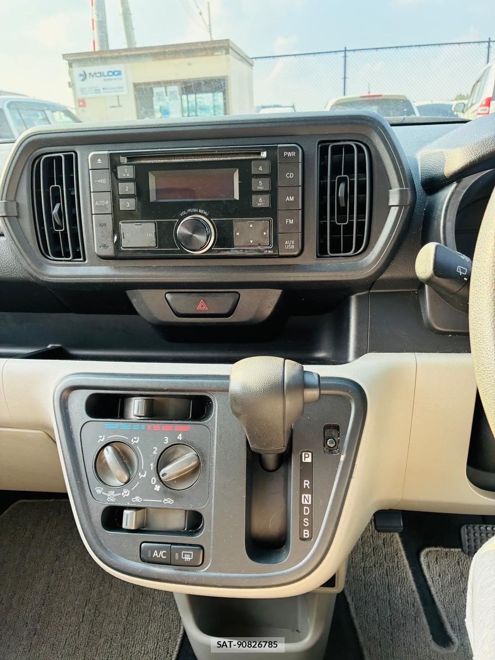 Toyota PASSO 2019-07 8261636-18
