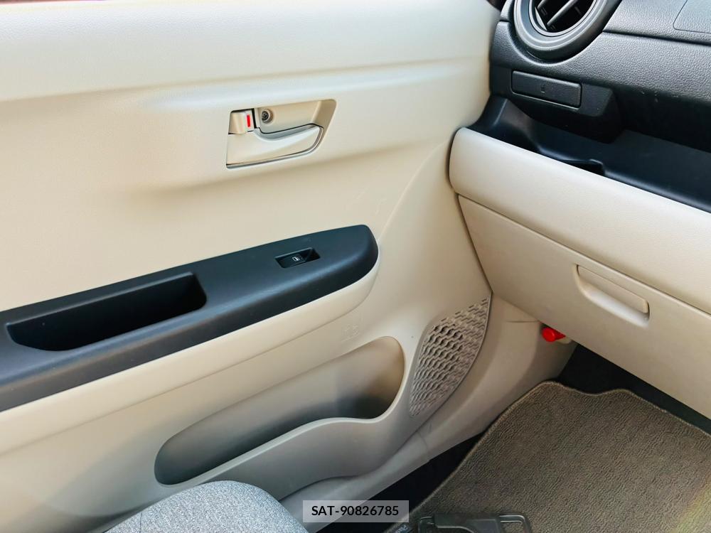Toyota PASSO 2019-07 8261636-21