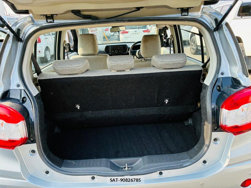 Toyota PASSO 2019-07 8261636-23