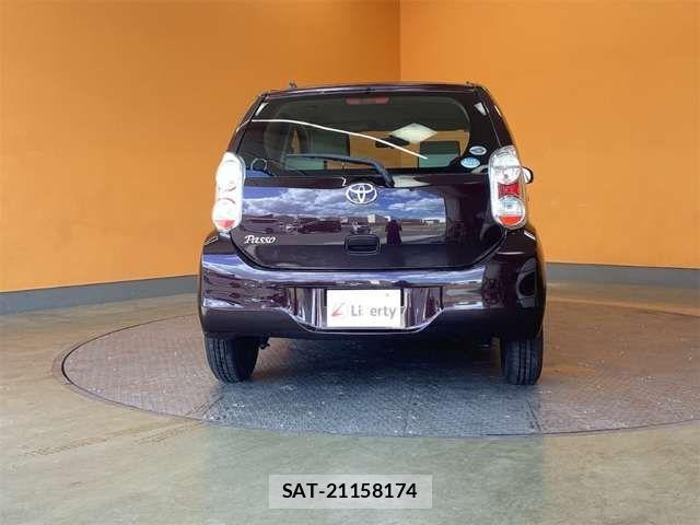 Toyota PASSO 2011-11 8628331-14