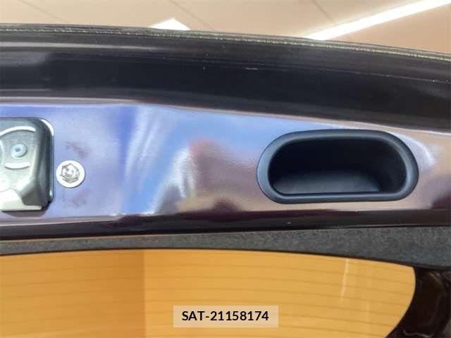 Toyota PASSO 2011-11 8628331-19