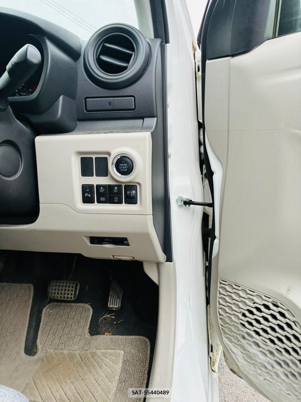 Toyota PASSO 2019-08 8590878-15