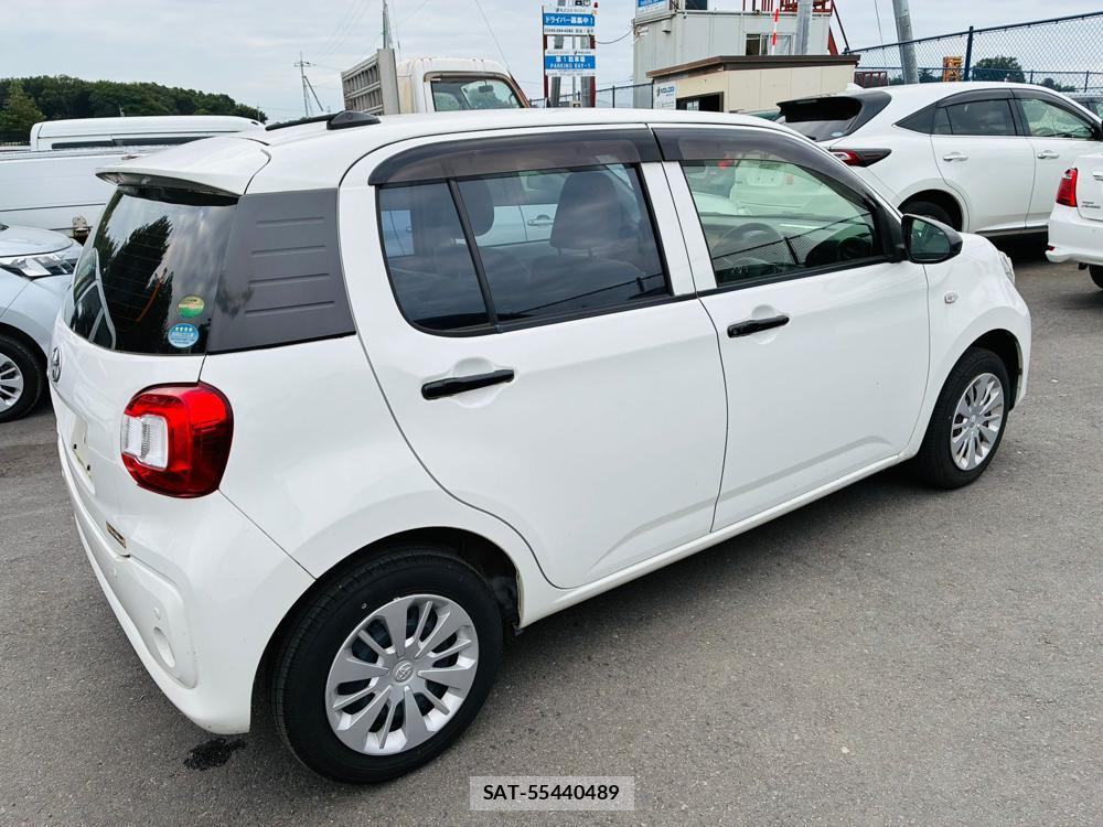 Toyota PASSO 2019-08 8590878-4