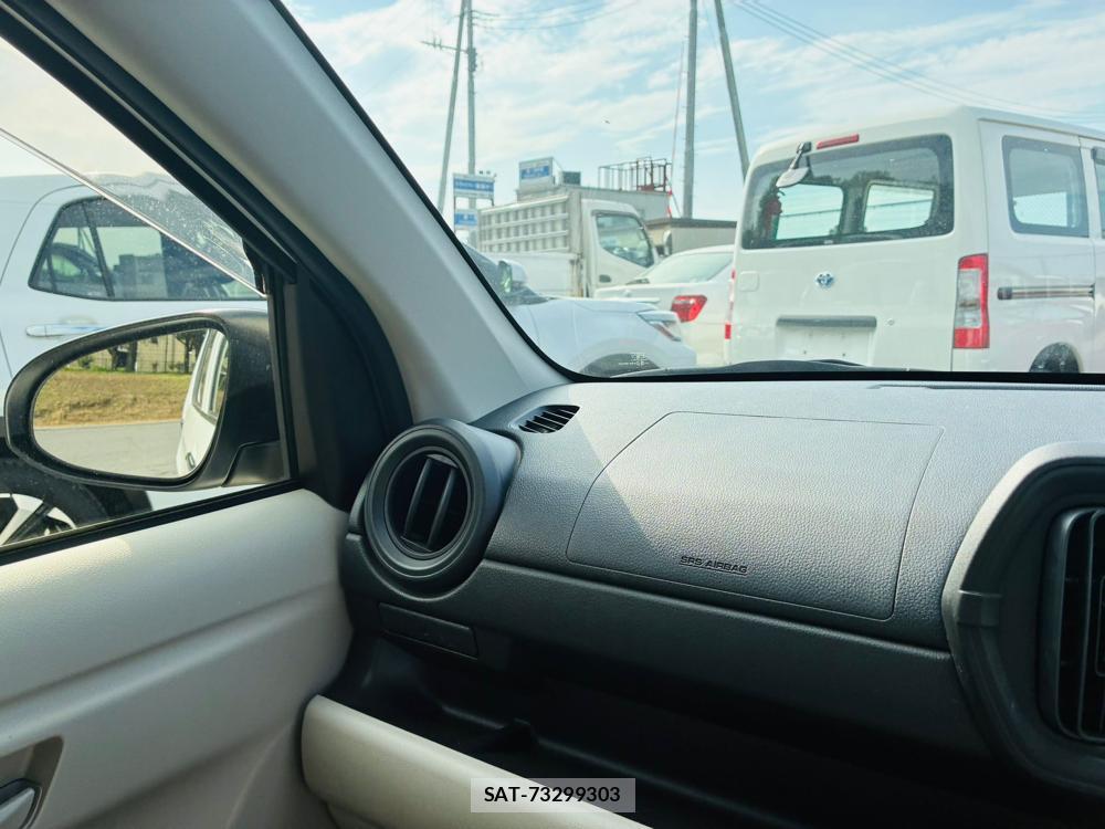 Toyota PASSO 2019-08 8614504-18