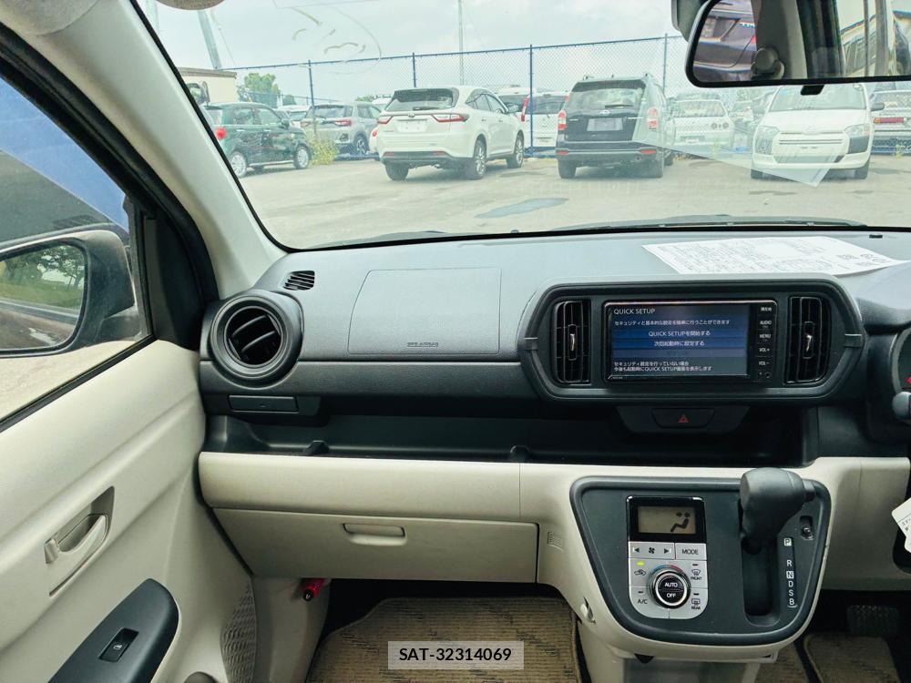 Toyota PASSO 2019-09 8469748-17