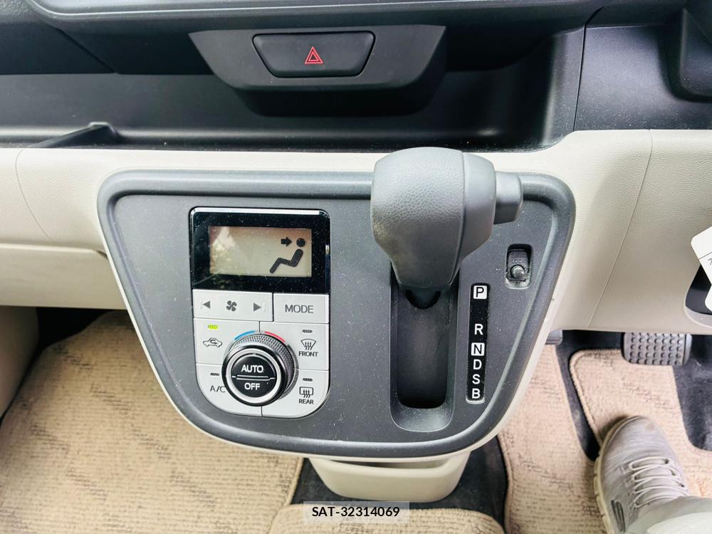 Toyota PASSO 2019-09 8469748-20