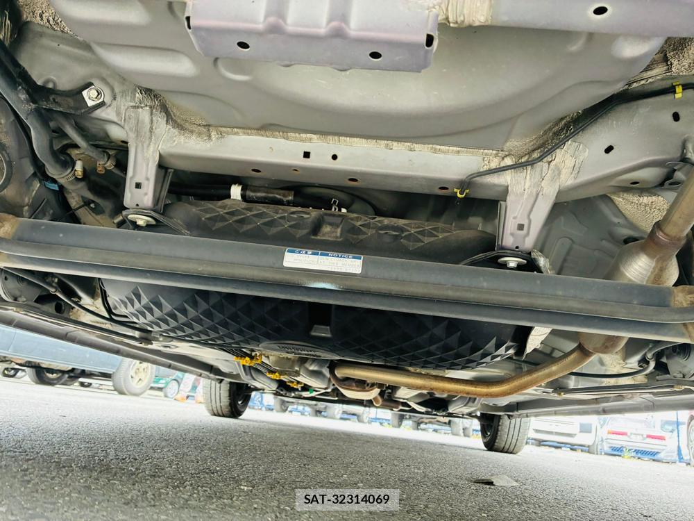 Toyota PASSO 2019-09 8469748-36