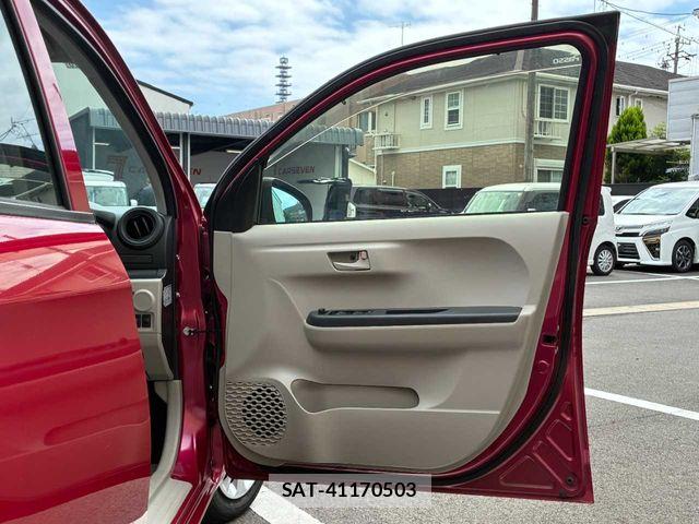 Toyota PASSO 2017-09 8686269-12