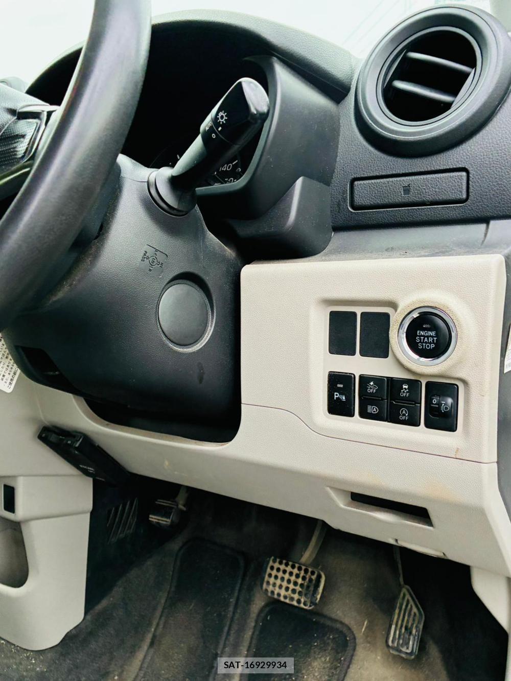 Toyota PASSO 2019-05 8590874-16