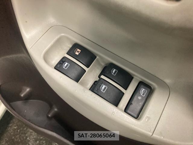 Toyota PASSO 2010-11 8745147-4