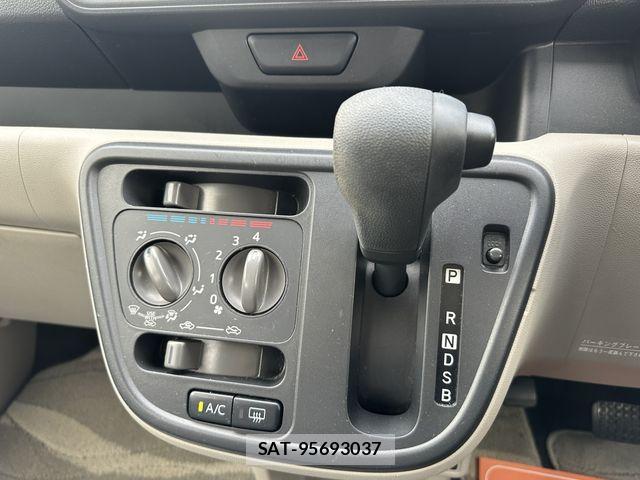 Toyota PASSO 2017-06 8745144-15
