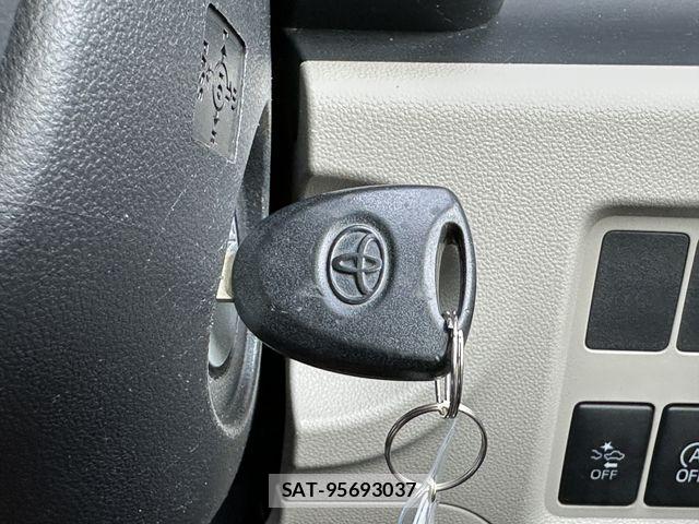 Toyota PASSO 2017-06 8745144-16