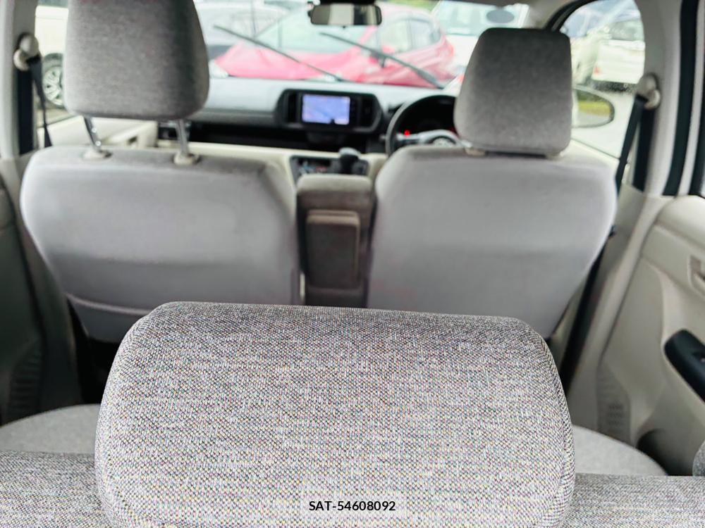 Toyota PASSO 2019-08 8656631-24