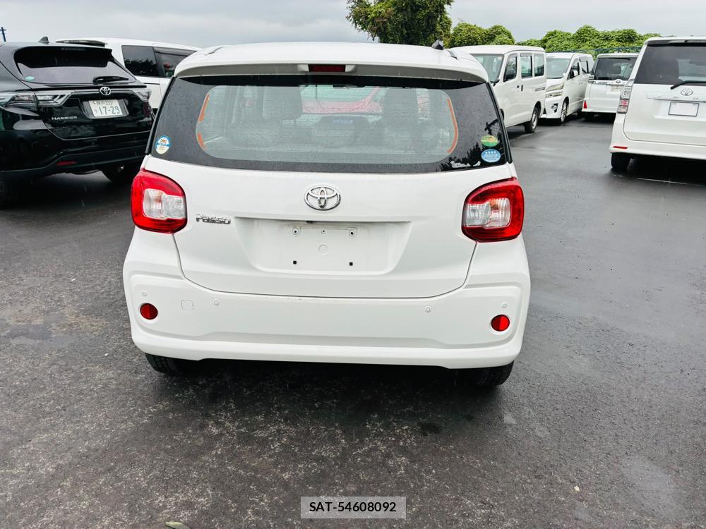 Toyota PASSO 2019-08 8656631-3