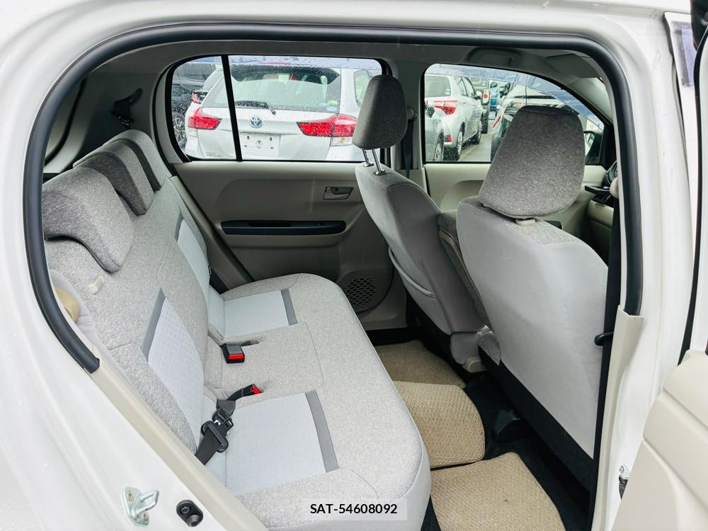Toyota PASSO 2019-08 8656631-8