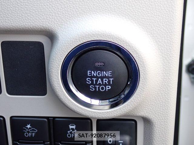 Toyota PASSO 2023-10 8781585-9