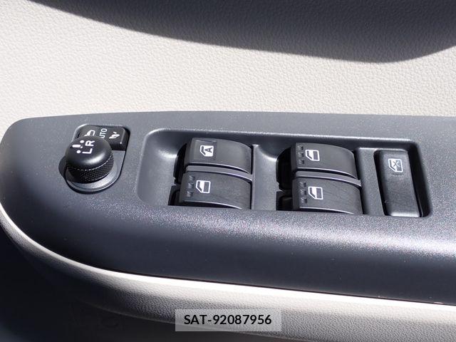 Toyota PASSO 2023-10 8781585-11