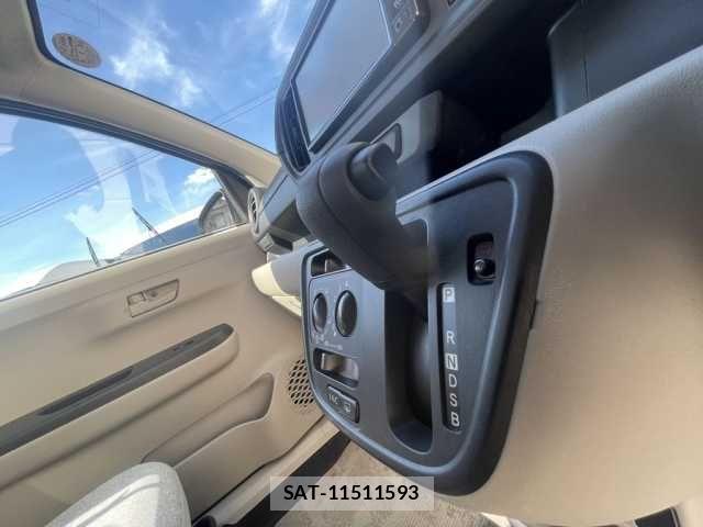 Toyota PASSO 2016-10 8797099-11