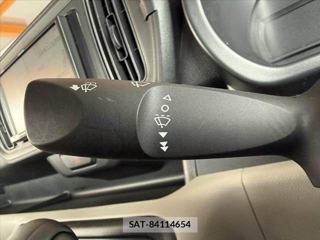 Toyota PASSO 2021-07 8831031-22
