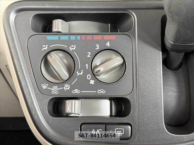 Toyota PASSO 2021-07 8831031-26