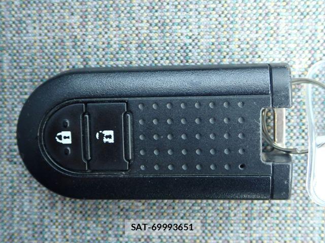 Toyota PASSO 2021-07 8831026-18