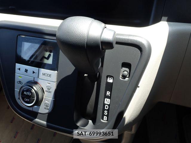 Toyota PASSO 2021-07 8831026-8