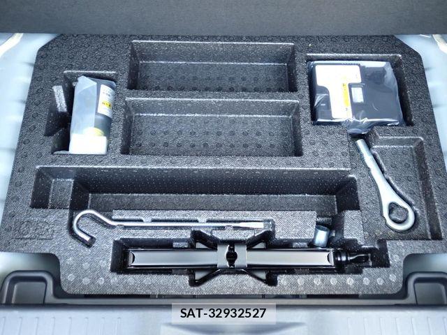 Toyota PASSO 2022-06 8831027-18