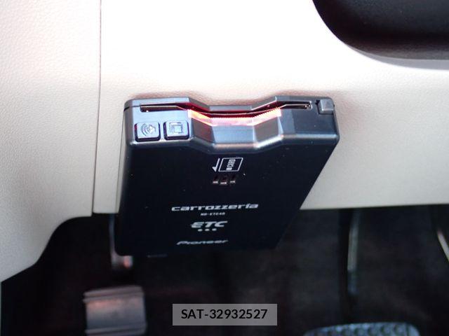 Toyota PASSO 2022-06 8831027-6