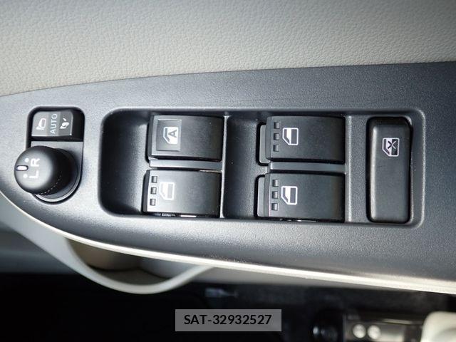 Toyota PASSO 2022-06 8831027-7