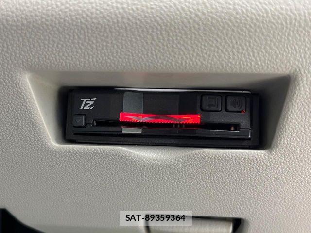 Toyota PASSO 2021-04 8871804-4