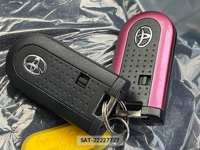 Toyota PASSO 2018-07 8881502-13