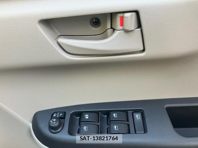 Toyota PASSO 2023-06 8881500-18