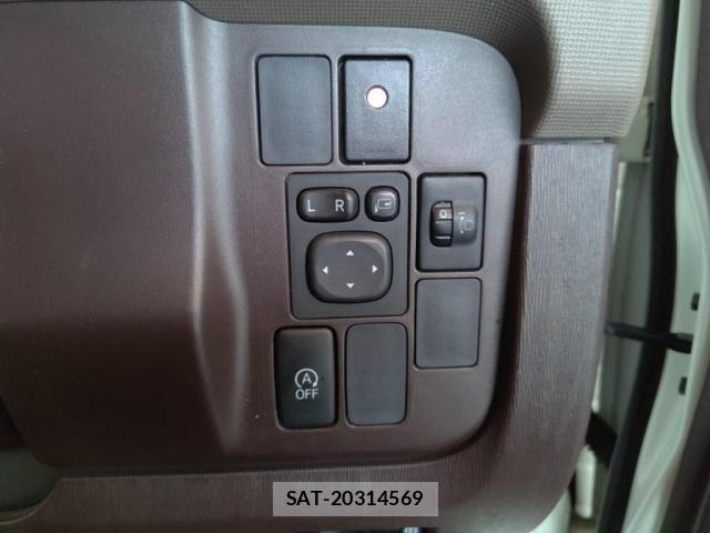 Toyota PASSO 2015-11 8881505-15
