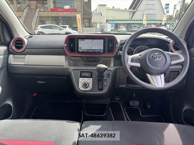 Toyota PASSO 2018-01 8881504-2