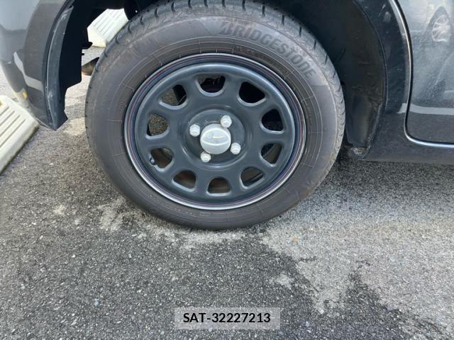 Toyota PASSO 2013-03 8881511-9