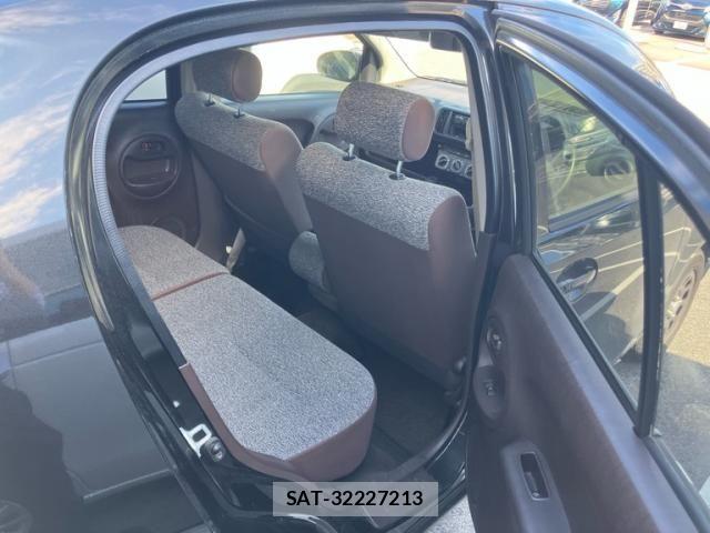 Toyota PASSO 2013-03 8881511-12