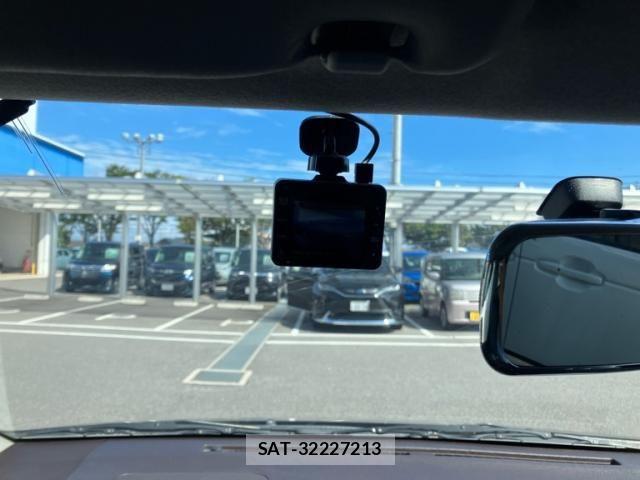 Toyota PASSO 2013-03 8881511-20