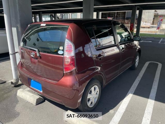 Toyota PASSO 2010-01 8884165-4