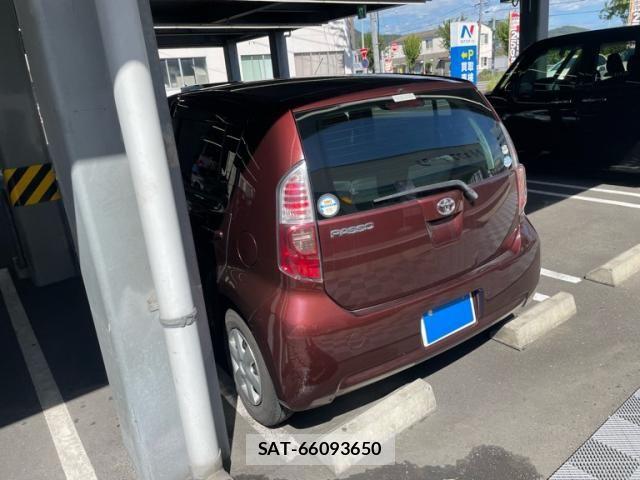 Toyota PASSO 2010-01 8884165-5